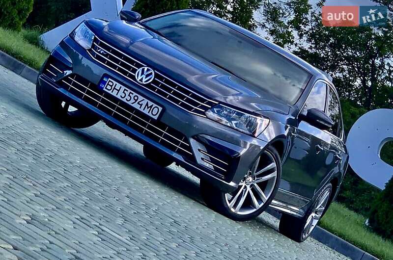 Седан Volkswagen Passat 2017 в Одесі
