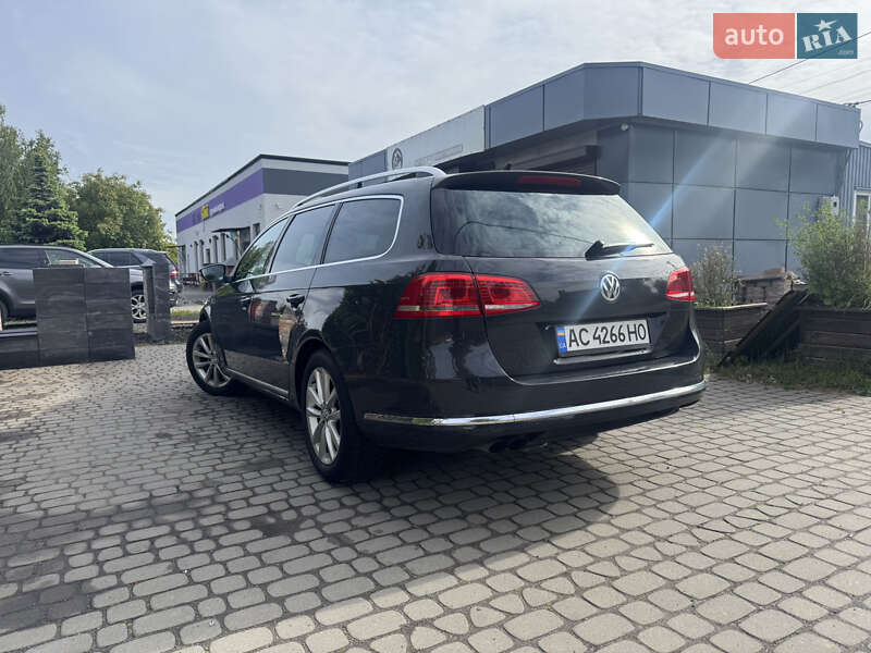 Универсал Volkswagen Passat 2013 в Луцке фото 4 Универсал Volkswagen Passat 2013 в Луцке