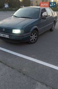 Седан Volkswagen Passat 1992 в Обухові