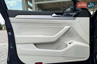 Универсал Volkswagen Passat 2016 в 