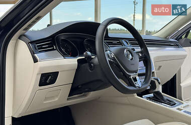 Универсал Volkswagen Passat 2016 в 
