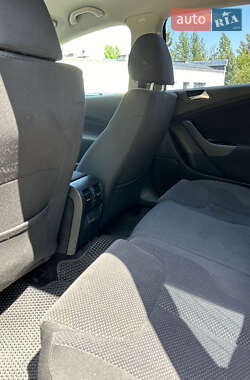 Универсал Volkswagen Passat 2010 в 