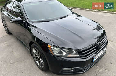 Седан Volkswagen Passat 2016 в 