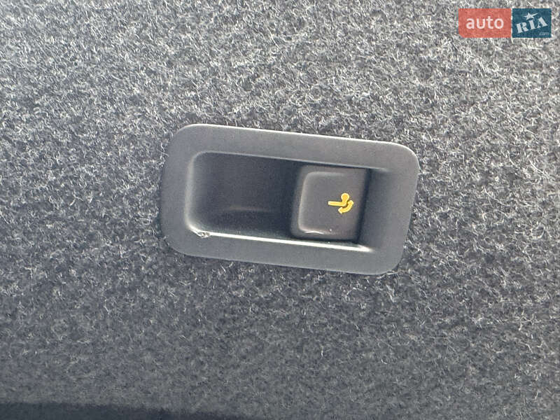 Седан Volkswagen Passat 2018 в Луцьку