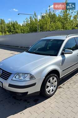 Универсал Volkswagen Passat 2001 в Смеле
