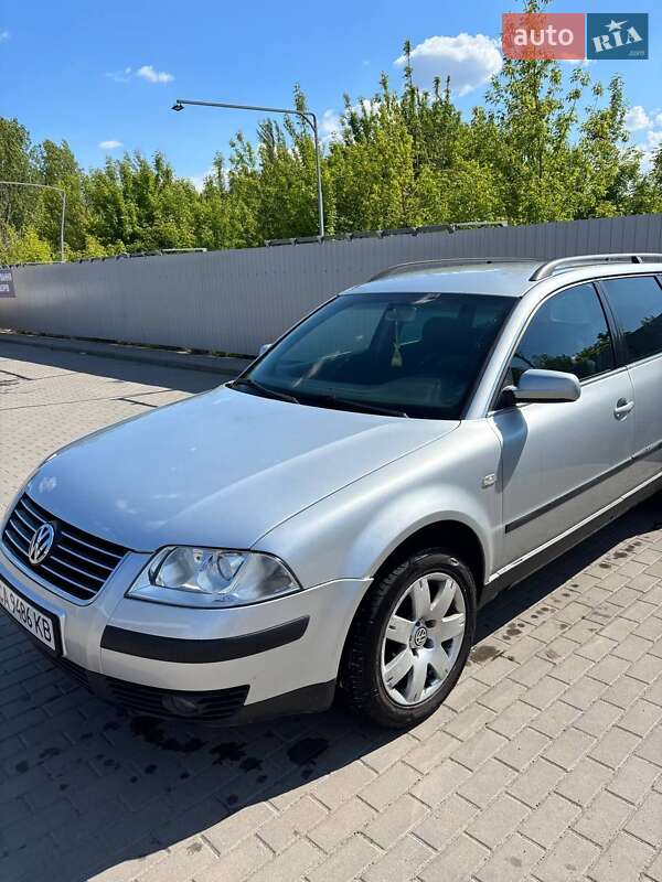 Универсал Volkswagen Passat 2001 в Смеле