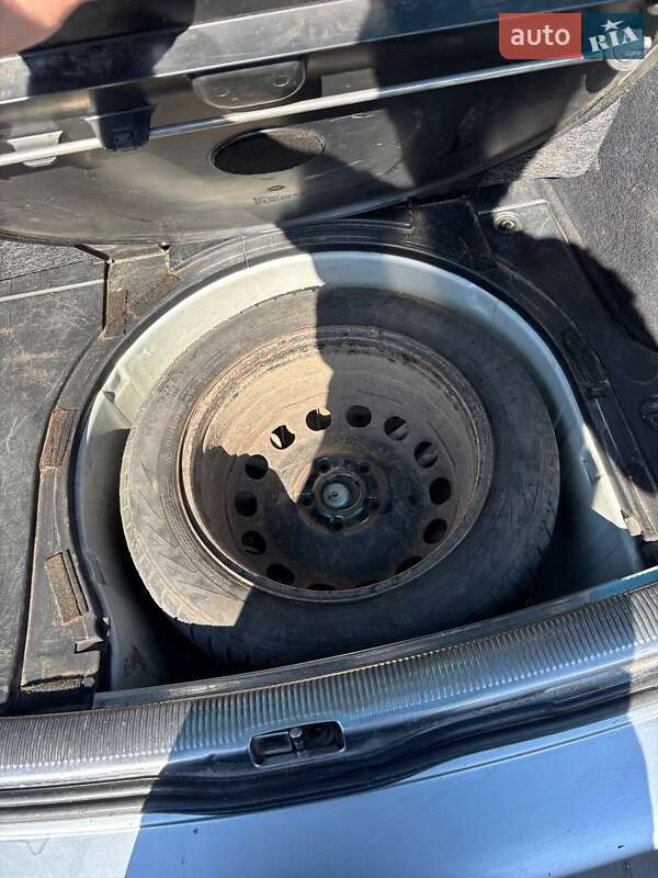 Универсал Volkswagen Passat 2001 в Смеле