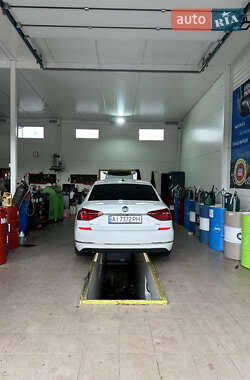 Седан Volkswagen Passat 2015 в 