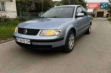Седан Volkswagen Passat 1999 в Каменец-Подольском