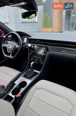 Седан Volkswagen Passat 2022 в 