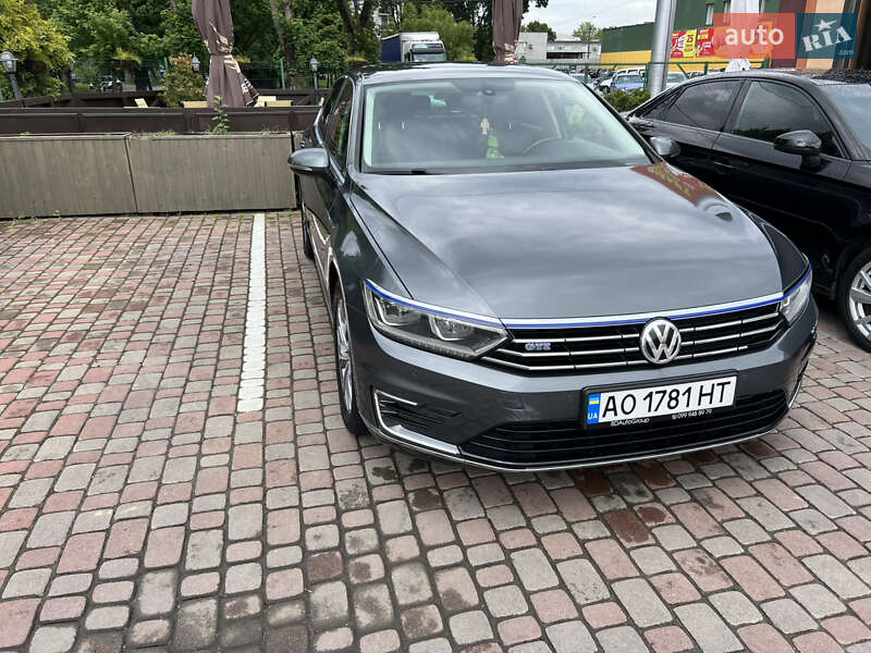 Volkswagen Passat 2016