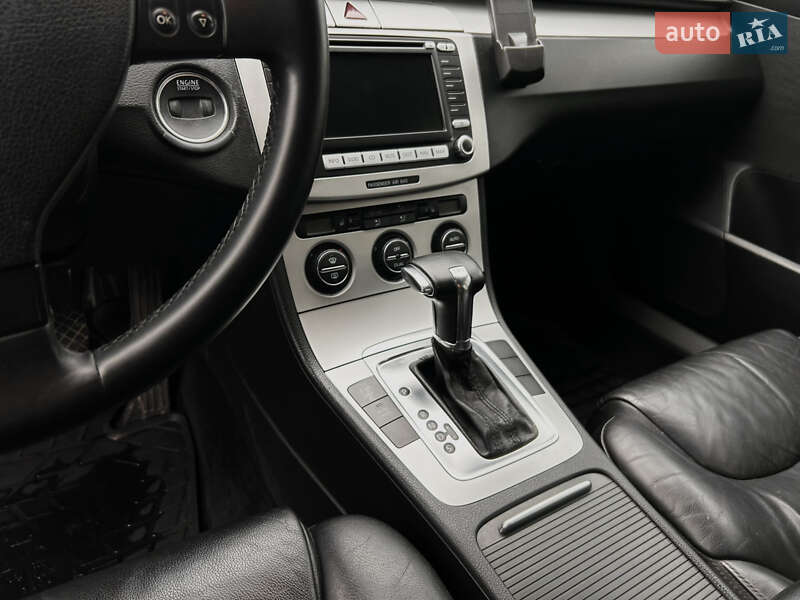 Универсал Volkswagen Passat 2009 в Житомире