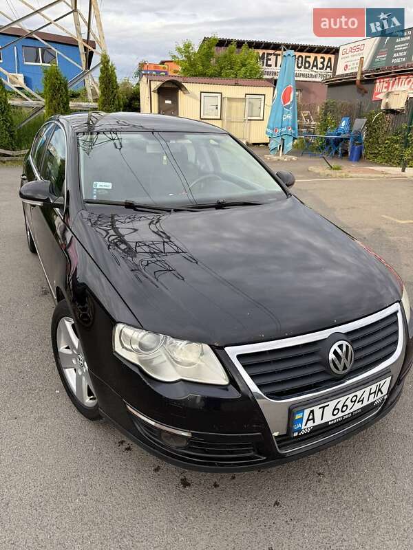 Седан Volkswagen Passat 2005 в Киеве