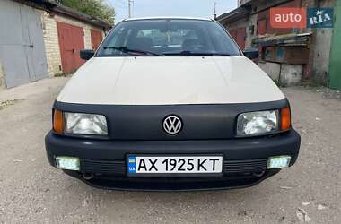 Седан Volkswagen Passat 1989 в 
