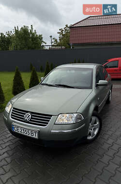 Седан Volkswagen Passat 2001 в Чернівцях