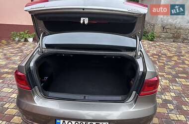 Универсал Volkswagen Passat 2013 в 