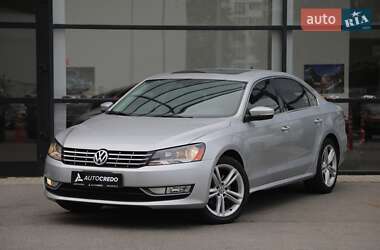 Седан Volkswagen Passat 2012 в Харькове
