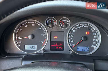 Седан Volkswagen Passat 2004 в 
