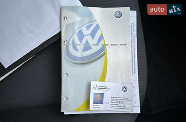 Седан Volkswagen Passat 2004 в 