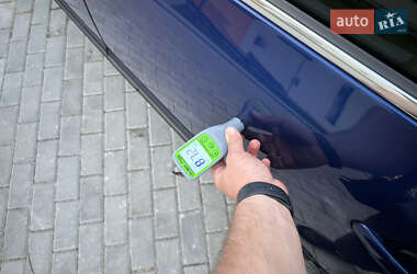 Седан Volkswagen Passat 2004 в 