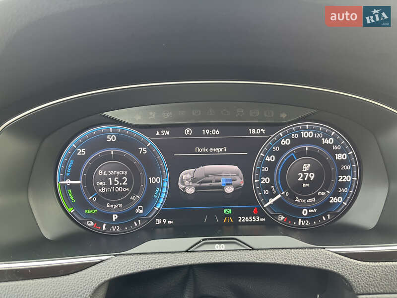 Універсал Volkswagen Passat 2018 в Радивиліві