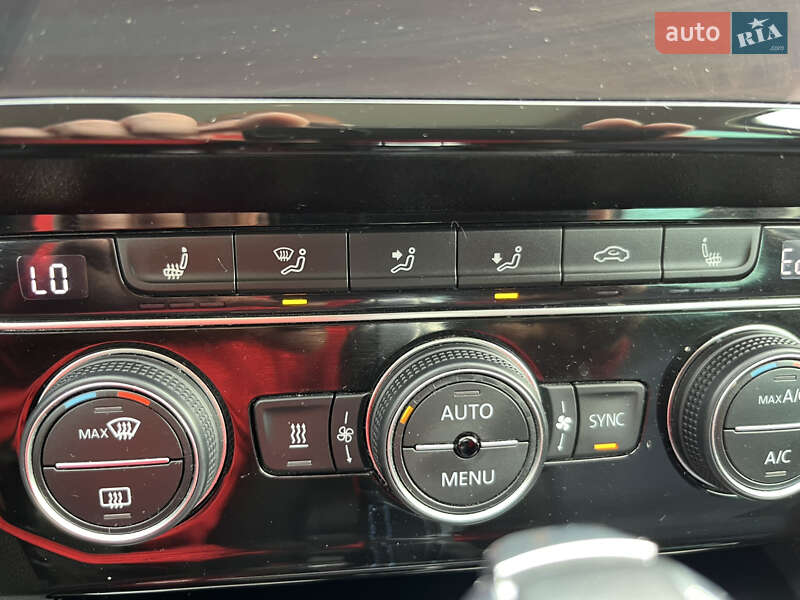 Універсал Volkswagen Passat 2018 в Радивиліві