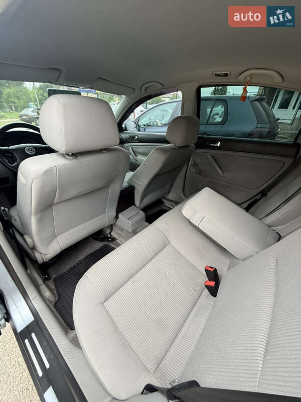 Седан Volkswagen Passat 2003 в Сумах