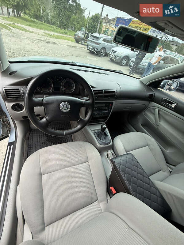 Седан Volkswagen Passat 2003 в Сумах