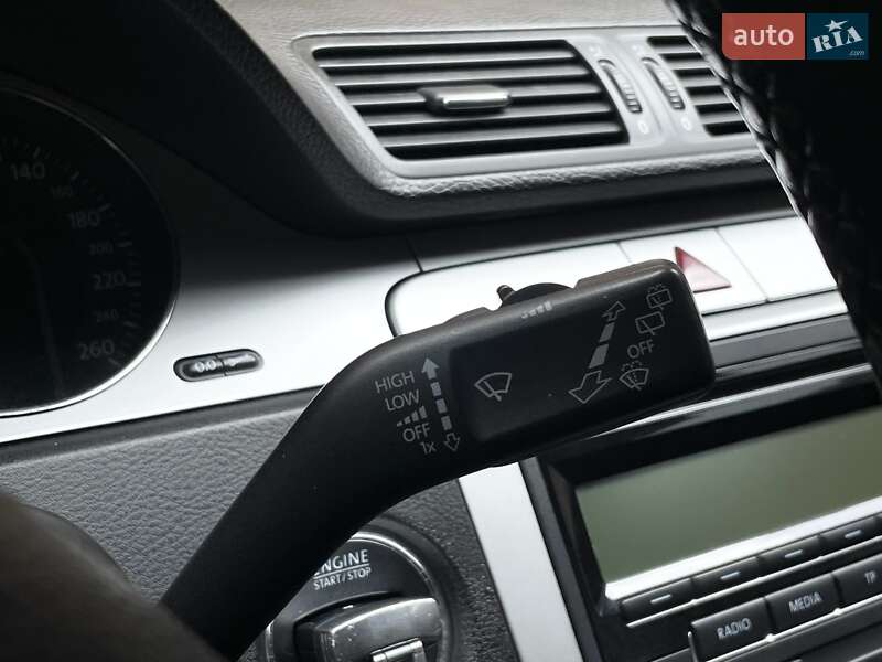 Універсал Volkswagen Passat 2008 в Вінниці