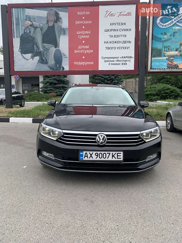Універсал Volkswagen Passat 2015 в Харкові