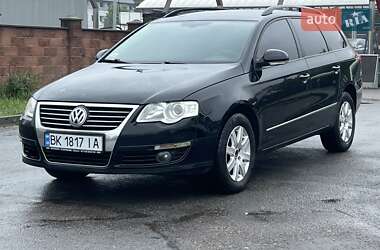 Універсал Volkswagen Passat 2008 в Рівному