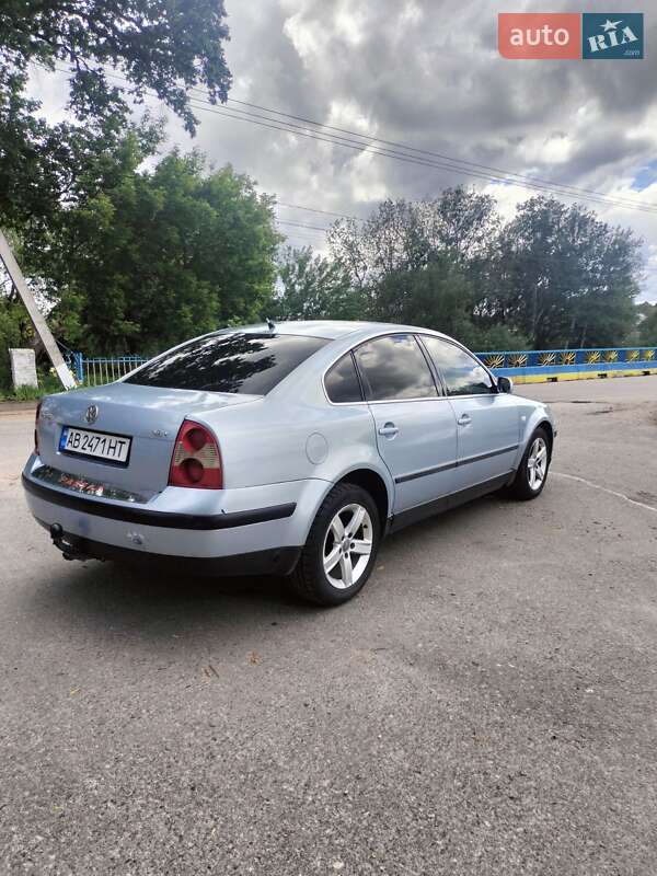 Седан Volkswagen Passat 2001 в Дашеві