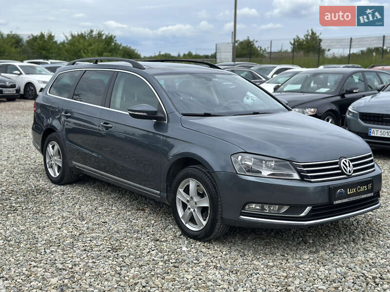 Універсал Volkswagen Passat 2014 в Івано-Франківську