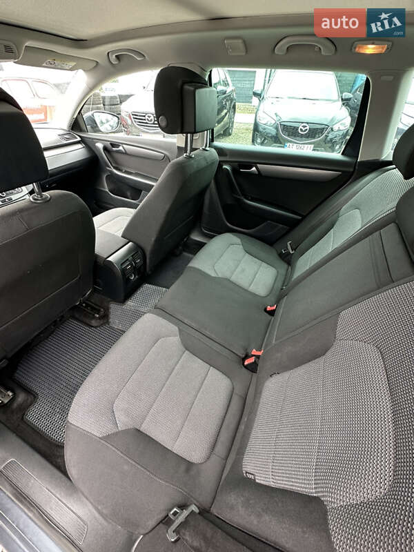 Універсал Volkswagen Passat 2014 в Івано-Франківську
