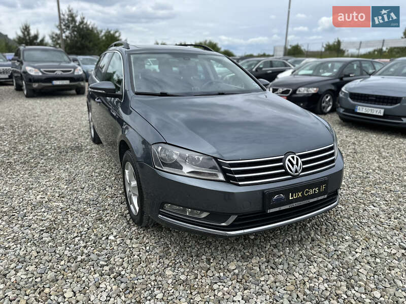 Універсал Volkswagen Passat 2014 в Івано-Франківську