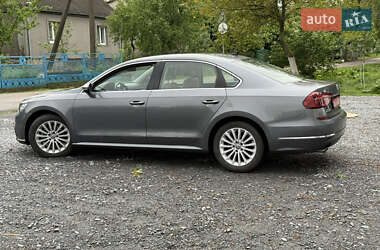 Седан Volkswagen Passat 2016 в 