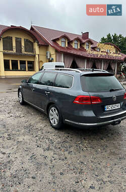 Универсал Volkswagen Passat 2011 в Маневичах
