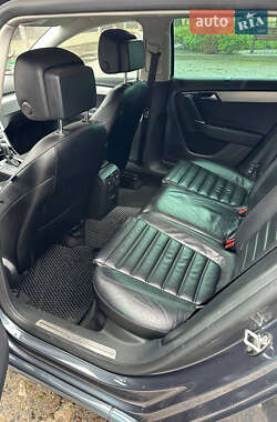 Универсал Volkswagen Passat 2011 в Маневичах
