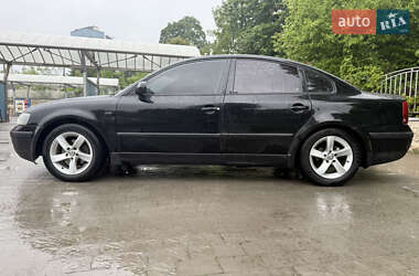 Седан Volkswagen Passat 1999 в 