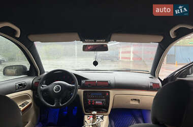Седан Volkswagen Passat 1999 в 
