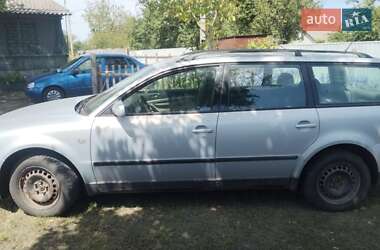 Универсал Volkswagen Passat 2000 в 