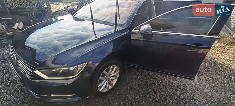 Универсал Volkswagen Passat 2016 в Звягеле