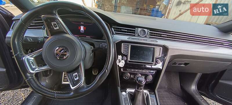 Универсал Volkswagen Passat 2016 в Звягеле