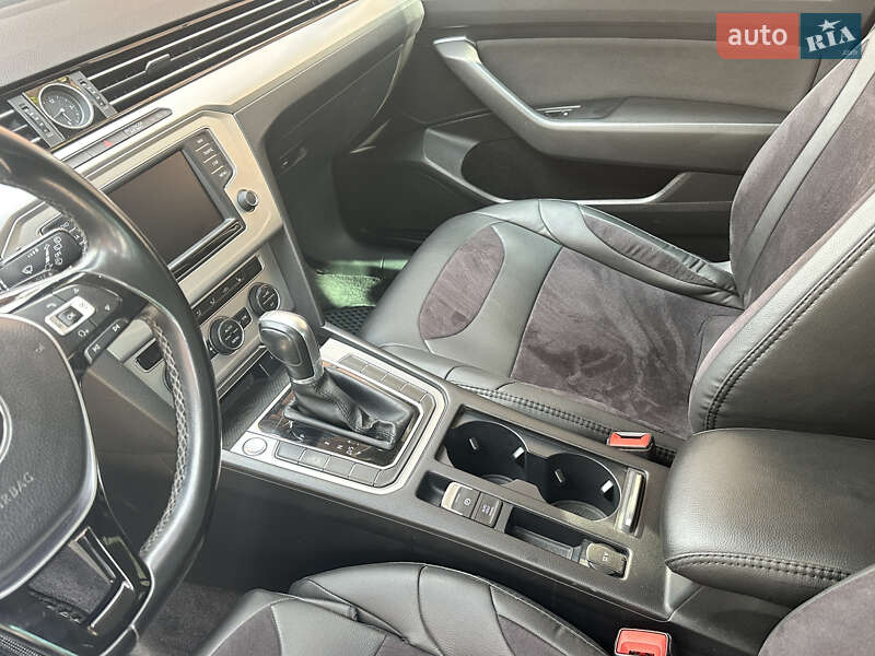 Универсал Volkswagen Passat 2017 в Иршаве