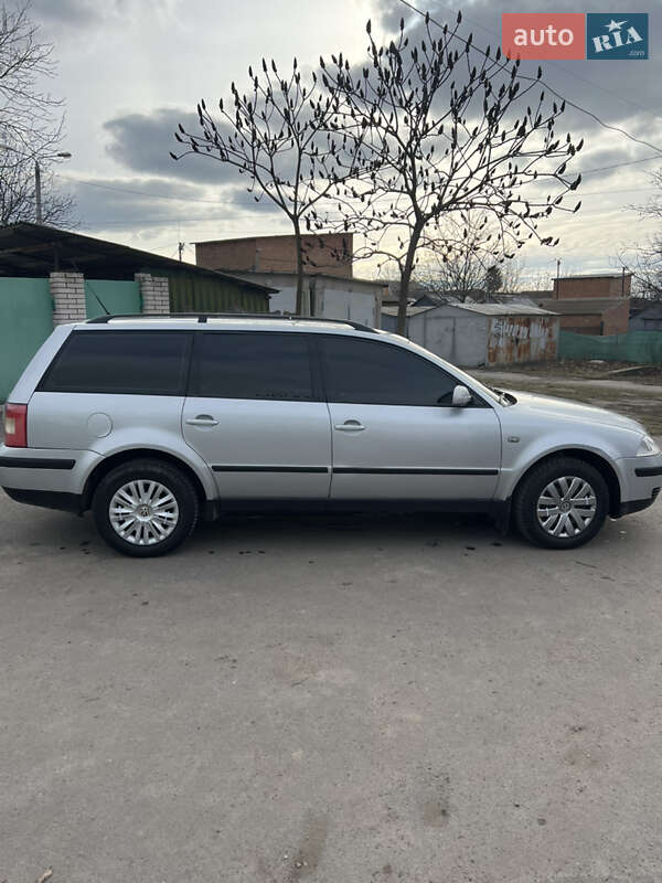 Универсал Volkswagen Passat 2001 в Виннице