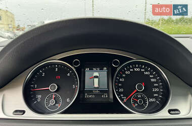 Универсал Volkswagen Passat 2012 в 