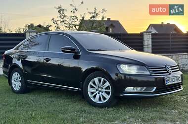 Седан Volkswagen Passat 2011 в 
