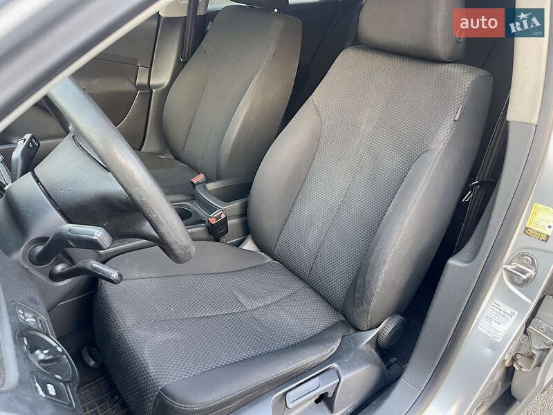 Универсал Volkswagen Passat 2006 в Харькове