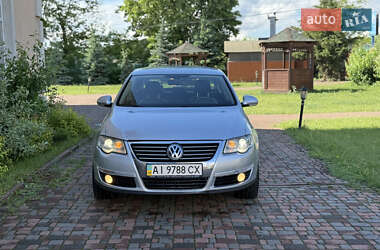 Седан Volkswagen Passat 2008 в Киеве