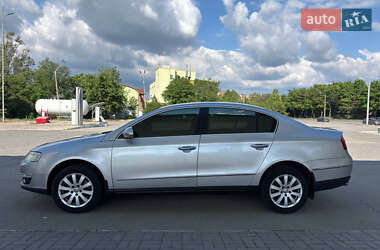 Седан Volkswagen Passat 2006 в 